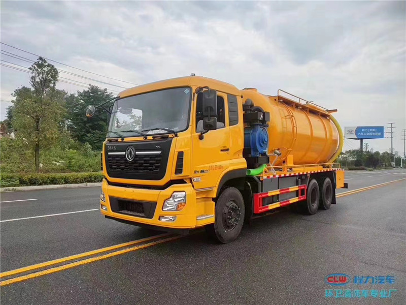 東風(fēng)吸污車為居環(huán)境整治工作提供了強有力的基礎(chǔ)保障