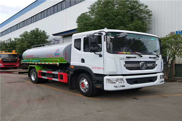 農(nóng)村吸糞車吸的糞便都去哪了，近看吸糞車市場遠(yuǎn)景