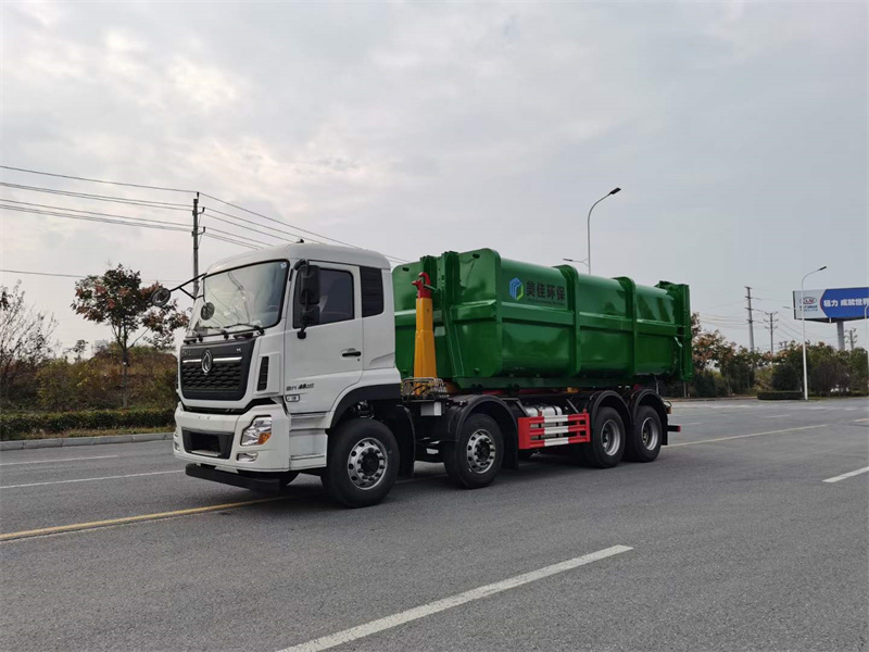 東風(fēng)天龍前四后八勾臂垃圾車(chē)