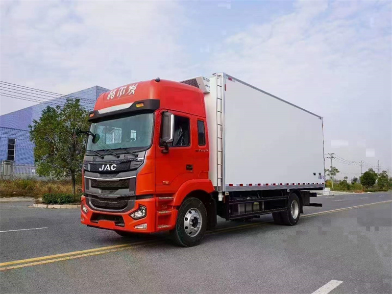 江淮格爾發(fā)6米8冷藏車(chē)