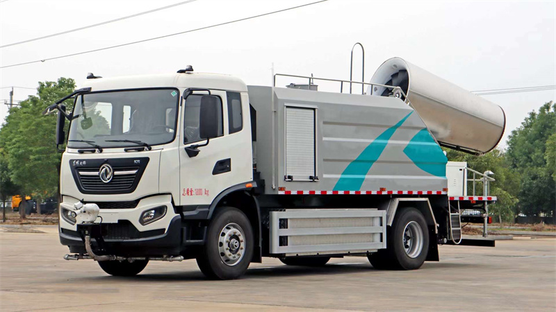 東風(fēng)天錦18噸純電動(dòng)抑塵車(chē)